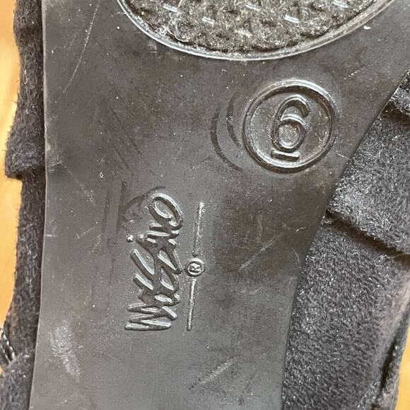 Mossimo black faux suede high heel ankle booties size 6 - Picture 7 of 7